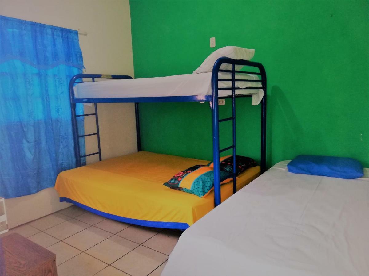 Hostal Leyendas Leon Ngoại thất bức ảnh