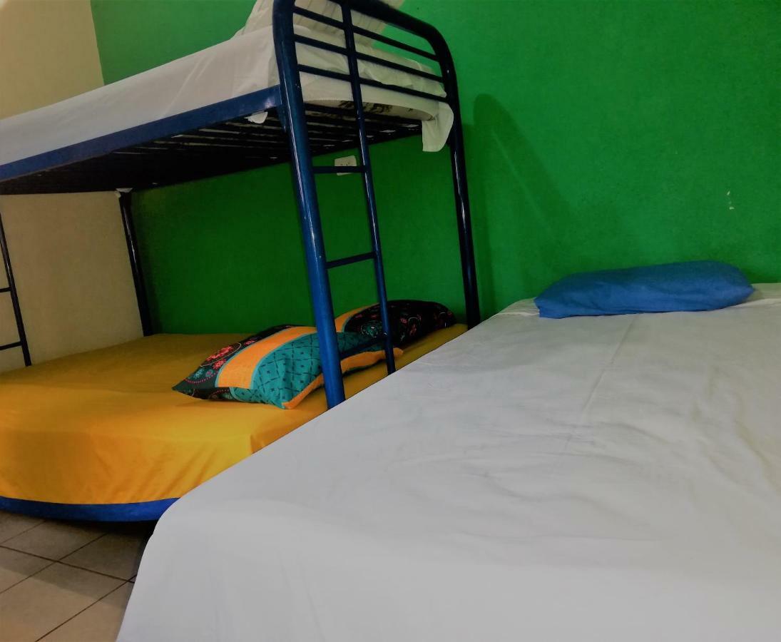 Hostal Leyendas Leon Ngoại thất bức ảnh